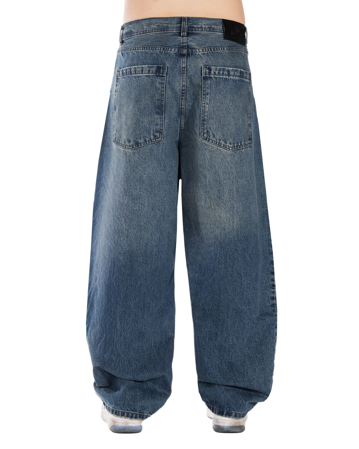 Medium Washed Baggy Jeans